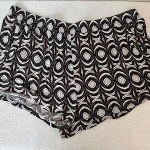 H&M Black and White Geometric Shorts